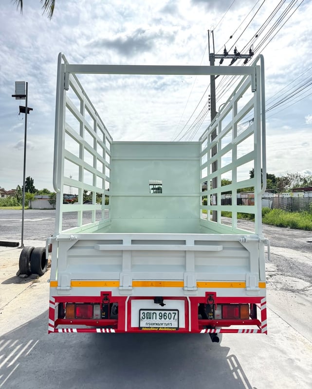 รถ ISUZU NLR 130 แรง ปี 2563  (รถห้างแท้ ) มือเดียว สวยมาก  กะบะเหล็กคอกสูง  ยาว 3.50 ม.