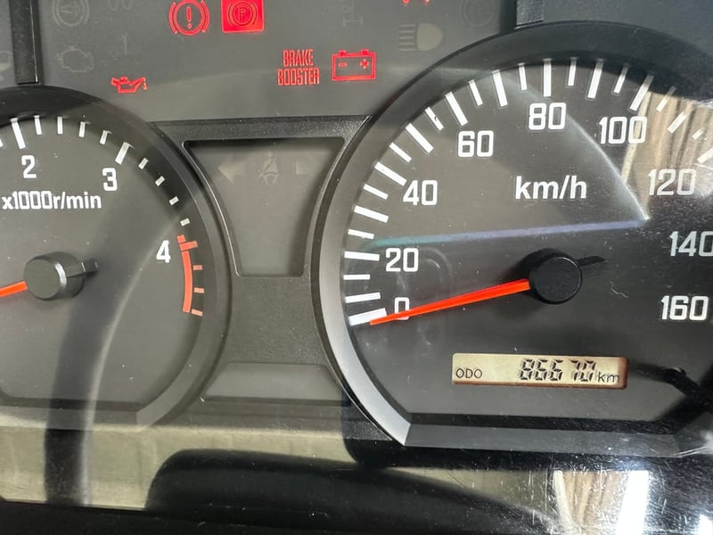 รถ ISUZU NLR 130 แรง ปี 2562  รถห้างแท้ (4 ล้อไม่ติดเวลา)  กะบะคอกสูง ยาว 3.50 ม.กว้าง 1.90 ม. มือเดียว สวยมาก