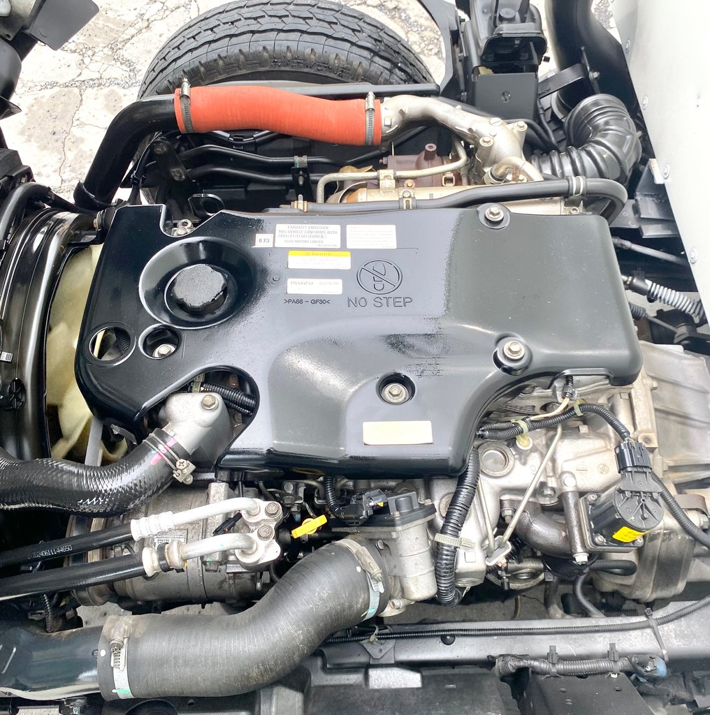 ISUZU NLR 130แรงม้า รถบรรทุก 4ล้อ ตู้แห้ง ปี2018 เลขไมล์ 72,359 กม.