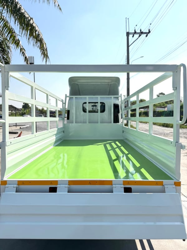 รถ ISUZU NLR 130 แรง ปี 2565   (รถห้างแท้ ) (4 ล้อไม่ติดเวลา)  รุ่นใหม่  ไมล์น้อย กะบะเหล็กคอกสูง ยาว 3.50 ม.