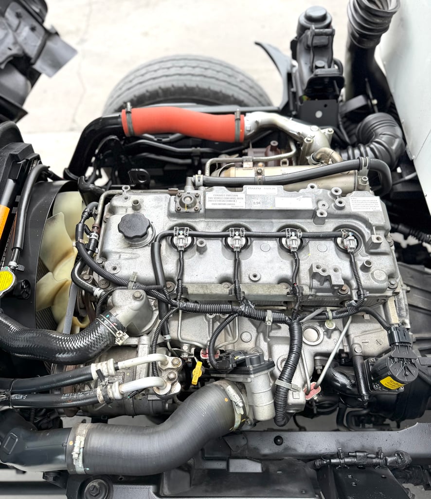 รถ ISUZU NLR 130 แรง ปี 2563  รถห้างแท้ (4 ล้อไม่ติดเวลา) รุ่นใหม่ ไมล์น้อย 