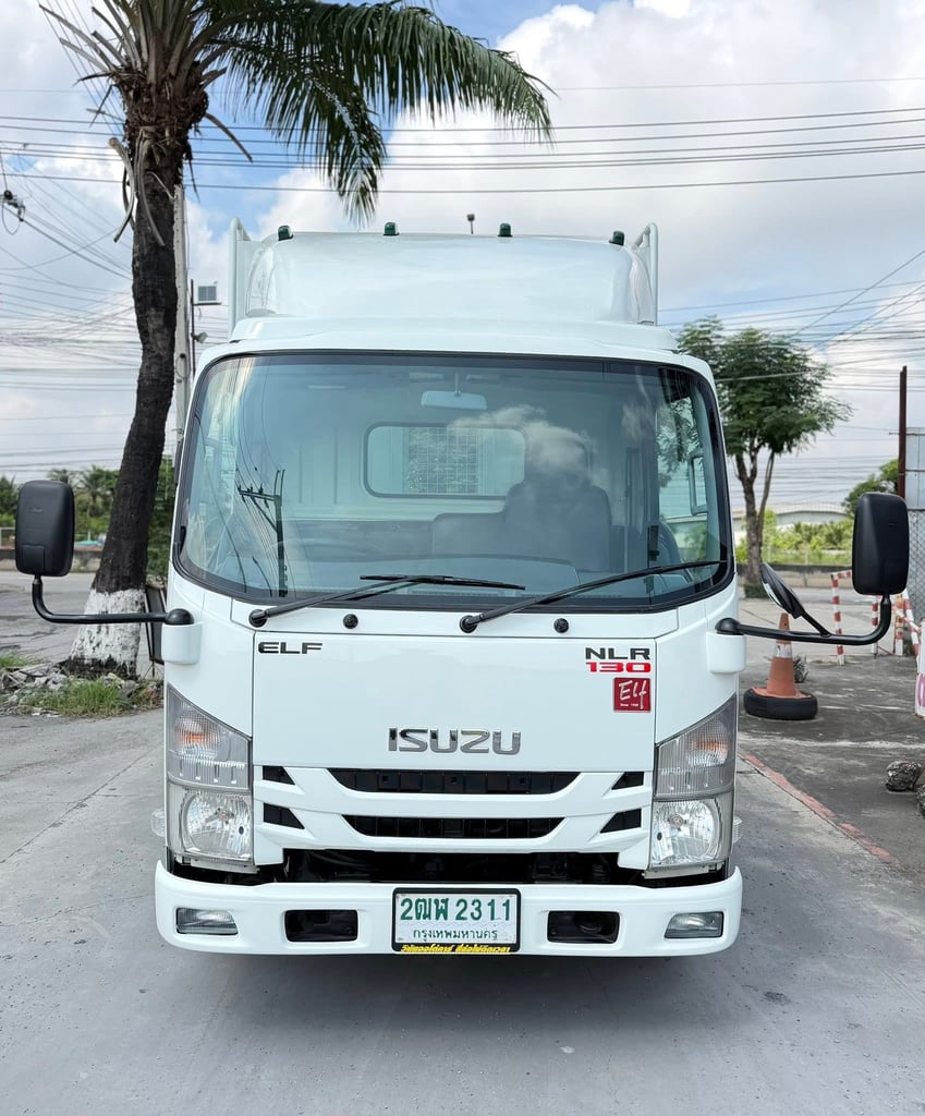 รถ ISUZU NLR 130 แรง ปี 2563 (รถห้างแท้ ) กะบะเหล็กคอกสูง  ยาว 3.50 ม.มือเดียว รถสวยมาก