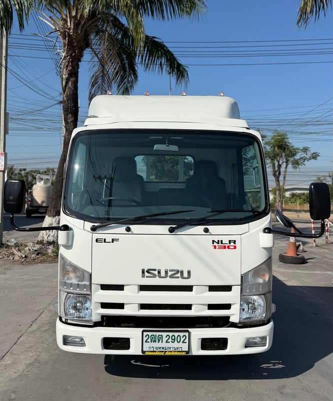 ISUZU NLR 130 แรงม้า รถบรรทุก 4 ล้อไม่ติดเวลา กระบะเหล็ก ปี2018 ISUZU NLR 130 แรงม้า รถบรรทุก 4 ล้อไม่ติดเวลา กระบะเหล็ก ปี2018