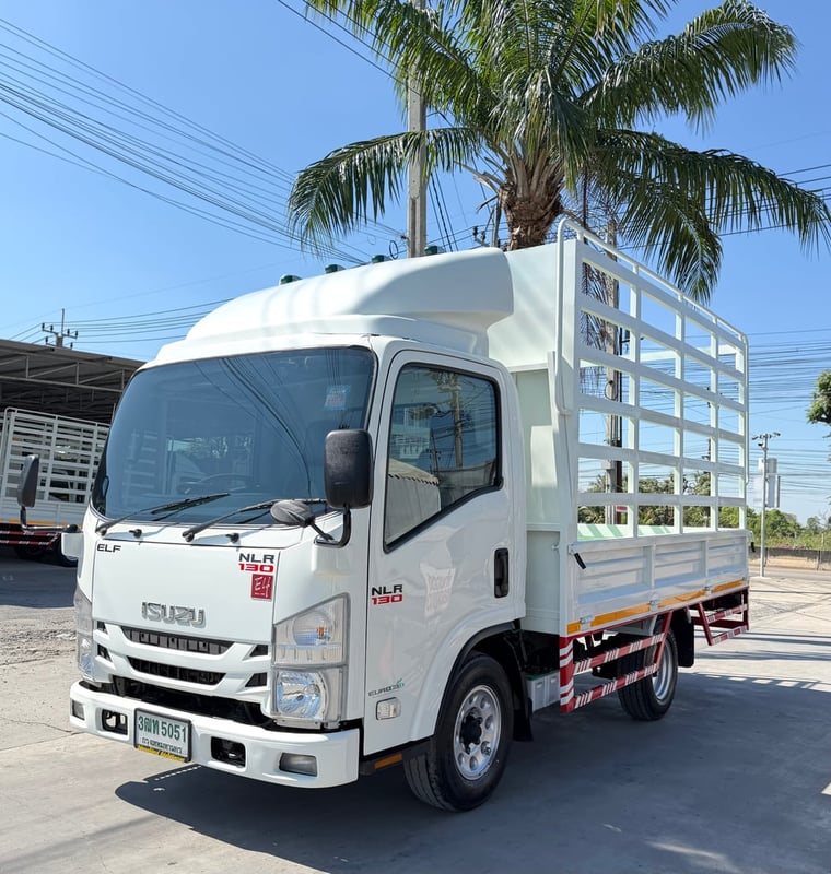 รถ ISUZU NLR 130 แรง ปี 2565 (รถห้างแท้ ) กะบะเหล็กคอกสูง  ยาว 3.50 ม.กว้าง 2.00 ม.