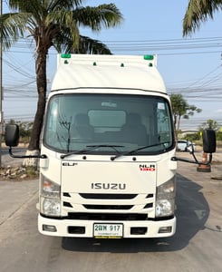 รถ ISUZU NLR 130 แรง ปี 2562  รถห้างแท้  (4 ล้อไม่ติดเวลา) มือเดียว สวยมาก