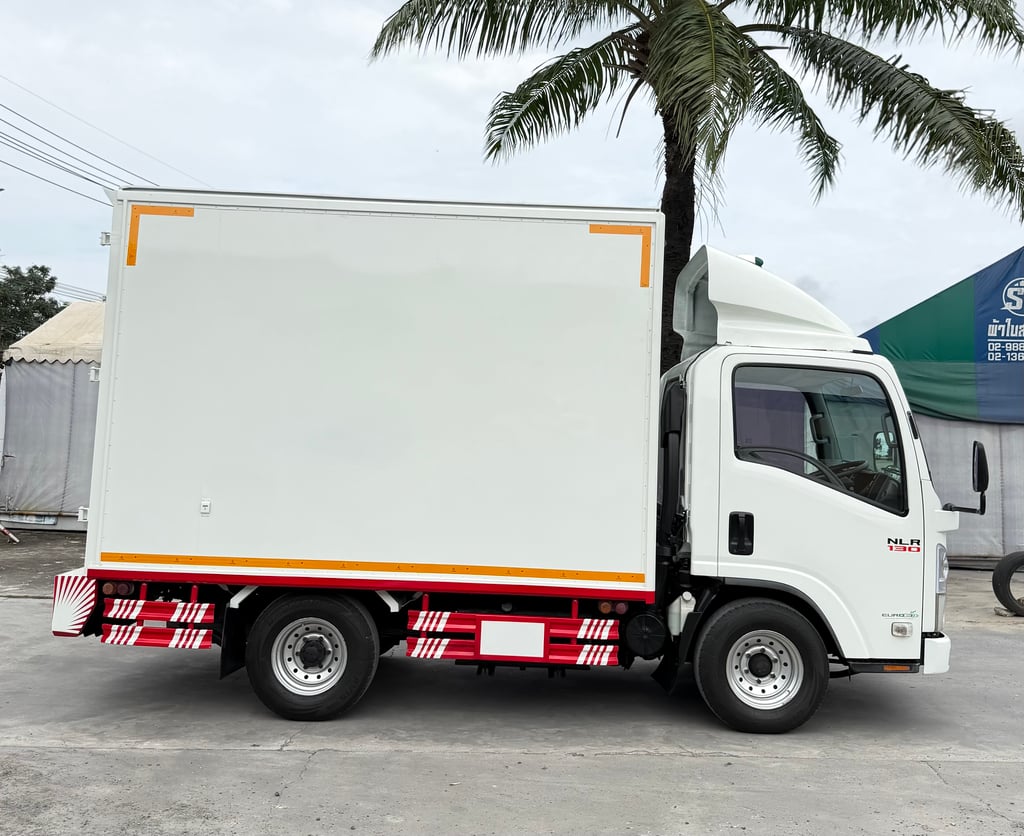 รถ ISUZU NLR 130 แรง ปี 2563  รถห้างแท้ (4 ล้อไม่ติดเวลา) รุ่นใหม่ ไมล์น้อย 