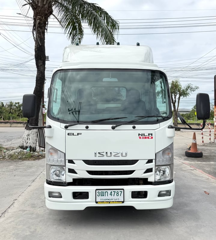 ISUZU NLR 130 แรงม้า รถบรรทุก 4ล้อไม่ติดเวลา กระบะเหล็ก ยาว 3.50 ม. ปี 2563