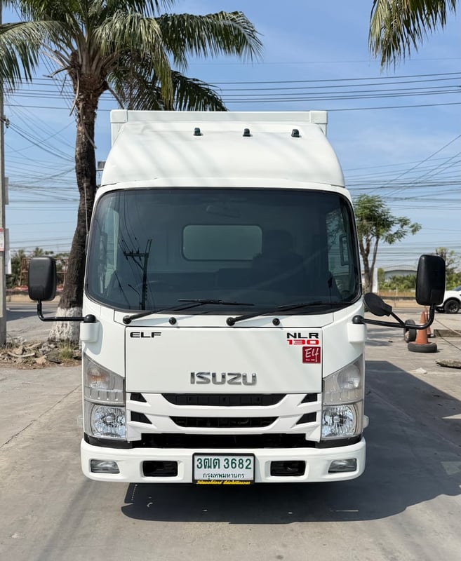 รถ ISUZU NLR 130 แรง ปี 2565 (รถห้างแท้ ) (4 ล้อไม่ติดเวลา) #รุ่นใหม่ ไมล์น้อย ตู้แห้ง ยาว 3.20 ม. รถสวย มือเดียว รถ ISUZU NLR 130 แรง ปี 2565 (รถห้างแท้ ) (4 ล้อไม่ติดเวลา) #รุ่นใหม่ ไมล์น้อย ตู้แห้ง ยาว 3.20 ม. รถสวย มือเดียว