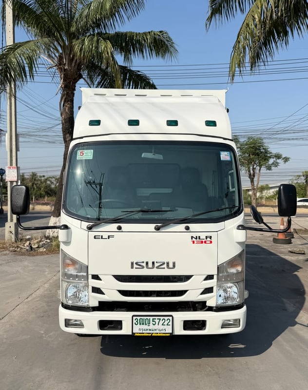 รถเข้ามาใหม่ สวยๆ ปีใหม่ ไมล์ 53,000  รถ ISUZU NLR 130 แรง ปี 2564 (รถห้างแท้ ) (4 ล้อไม่ติดเวลา) รุ่นใหม่  ไมล์น้อย  รถสวย  มือเดียว