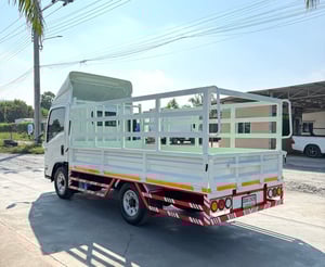 รถ ISUZU NLR 130 แรง ปี 2565   (รถห้างแท้ ) (4 ล้อไม่ติดเวลา)  รุ่นใหม่  ไมล์น้อย กะบะเหล็กคอกสูง ยาว 3.50 ม.