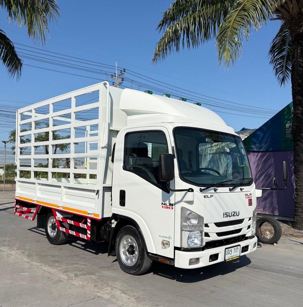 รถ ISUZU NLR 130 แรง ปี 2564  (รถห้างแท้ )  มือเดียว สวยมาก  กะบะเหล็กคอกสูง  ยาว 3.50 ม.กว้าง 1.90 ม.