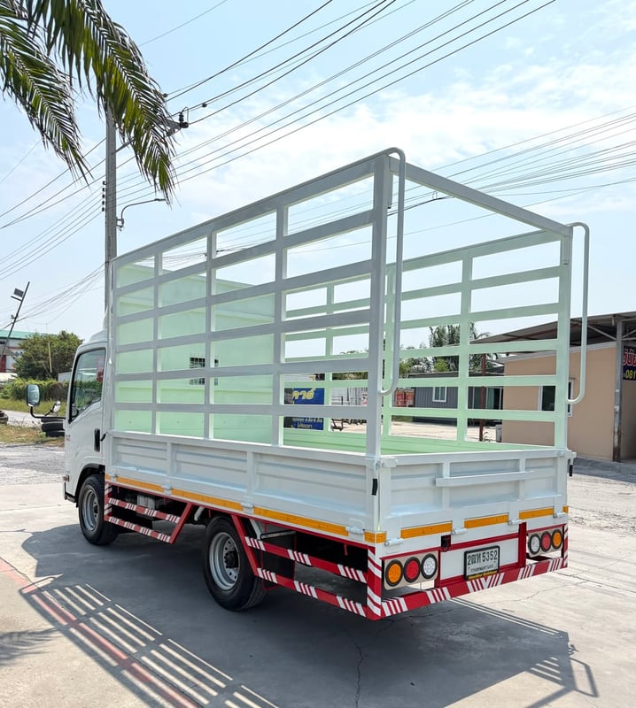 รถ ISUZU NLR 130 แรง ปี 2563 รถห้างแท้ (4 ล้อไม่ติดเวลา) กะบะคอกสูง ยาว 3.50 ม.กว้าง 1.90 ม. รถมือเดียว สวยมาก รถ ISUZU NLR 130 แรง ปี 2563 รถห้างแท้ (4 ล้อไม่ติดเวลา) กะบะคอกสูง ยาว 3.50 ม.กว้าง 1.90 ม. รถมือเดียว สวยมาก