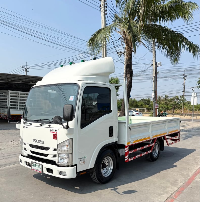 รถ ISUZU NLR 130 แรง ปี 2563 (รถห้างแท้ ) (4 ล้อไม่ติดเวลา) รถสวย มือเดียว กะบะเหล็กเปิด 3 ด้าน #ยาว3.50 ม. กว้าง2.00 ม. รถ ISUZU NLR 130 แรง ปี 2563 (รถห้างแท้ ) (4 ล้อไม่ติดเวลา) รถสวย มือเดียว กะบะเหล็กเปิด 3 ด้าน #ยาว3.50 ม. กว้าง2.00 ม.