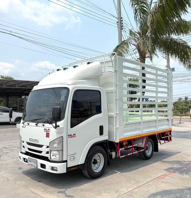 รถ ISUZU NLR 130 แรง ปี 2565  รถห้างแท้ (4 ล้อไม่ติดเวลา) #กะบะคอกสูง #ยาว 3.30 ม.#กว้าง 1.90 ม. รถสวย มือเดียว