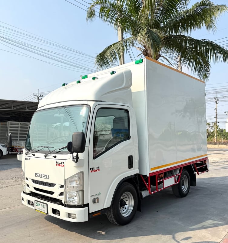 รถ ISUZU NLR 130 แรง ปี 2562  รถห้างแท้  (4 ล้อไม่ติดเวลา) มือเดียว สวยมาก