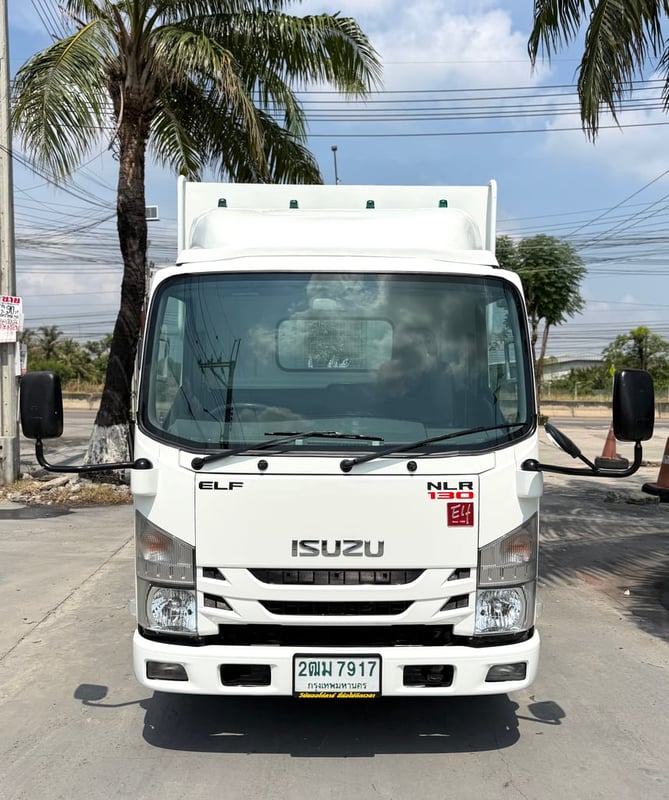 รถ ISUZU NLR 130 แรง ปี 2562  รถห้างแท้ (4 ล้อไม่ติดเวลา)  กะบะคอกสูง ยาว 3.50 ม.กว้าง 1.90 ม. มือเดียว สวยมาก