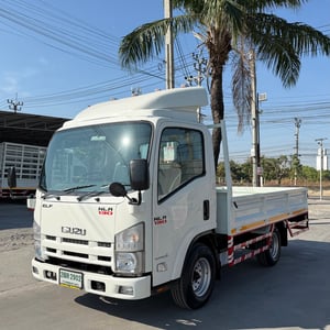 ISUZU NLR 130 แรงม้า รถบรรทุก 4 ล้อไม่ติดเวลา กระบะเหล็ก ปี2018 ISUZU NLR 130 แรงม้า รถบรรทุก 4 ล้อไม่ติดเวลา กระบะเหล็ก ปี2018