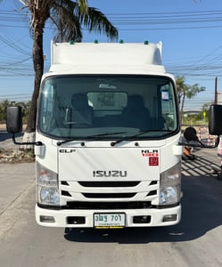 รถ ISUZU NLR 130 แรง ปี 2564  (รถห้างแท้ )  มือเดียว สวยมาก  กะบะเหล็กคอกสูง  ยาว 3.50 ม.กว้าง 1.90 ม.