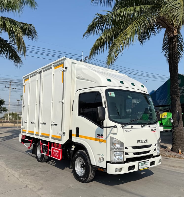 รถเข้ามาใหม่ สวยๆ ปีใหม่ ไมล์ 53,000  รถ ISUZU NLR 130 แรง ปี 2564 (รถห้างแท้ ) (4 ล้อไม่ติดเวลา) รุ่นใหม่  ไมล์น้อย  รถสวย  มือเดียว