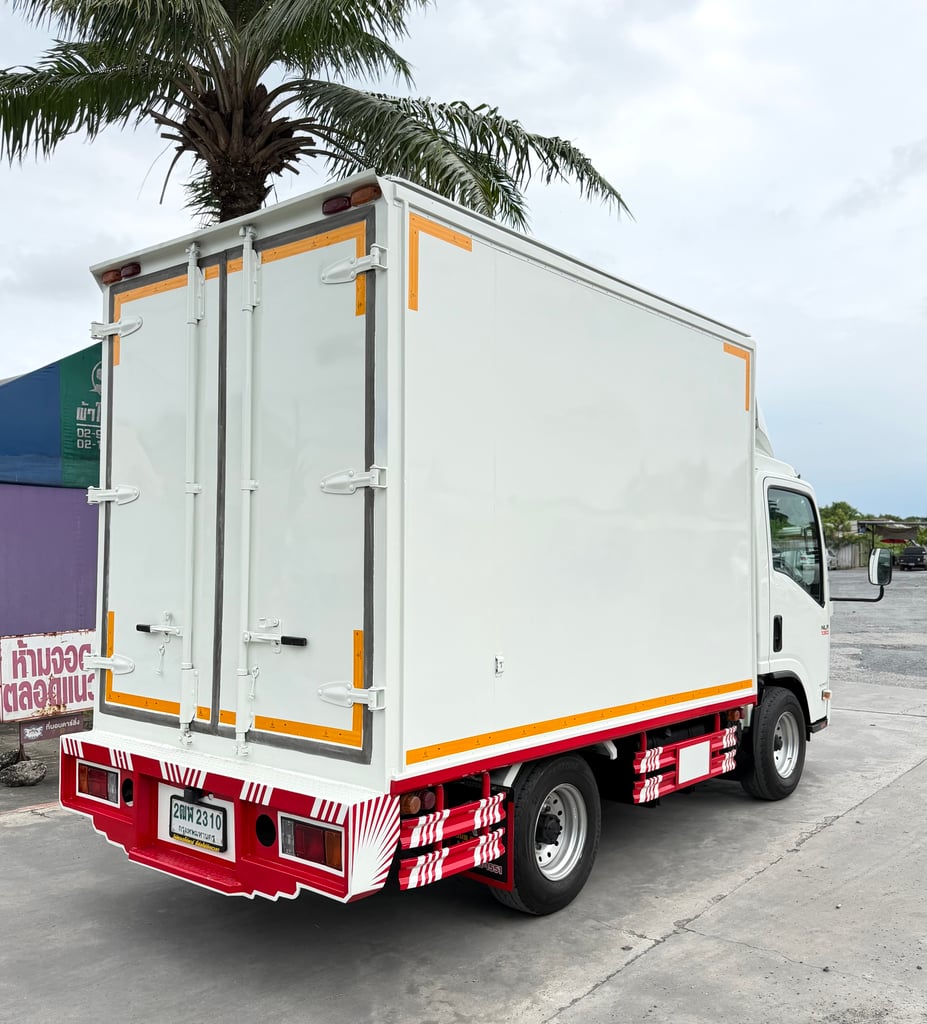 รถ ISUZU NLR 130 แรง ปี 2563  รถห้างแท้ (4 ล้อไม่ติดเวลา) รุ่นใหม่ ไมล์น้อย 