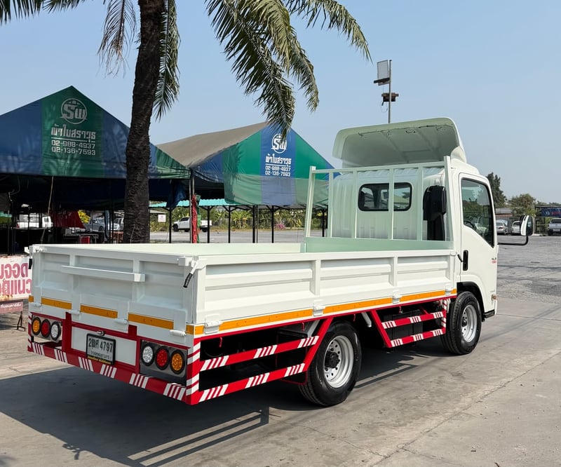 ISUZU NLR 130 แรงม้า ปี 2562 รถบรรทุก 4 ล้อไม่ติดเวลา กระบะเหล็ก ยาว 3.50 ม.