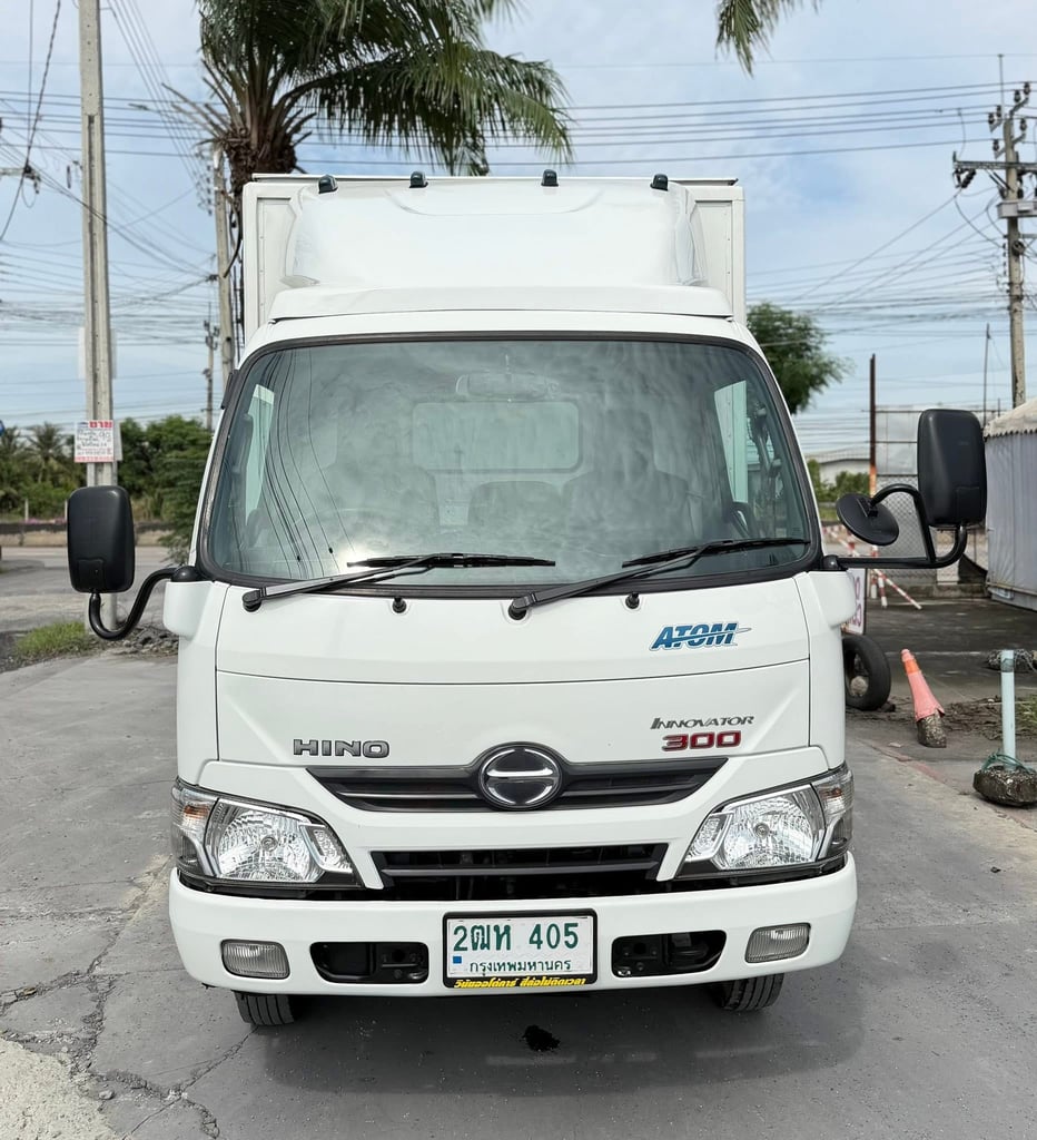 HINO XZU 136 แรงม้า รถบรรทุก 4ล้อไม่ติดเวลา ตู้แห้ง ปี 2563