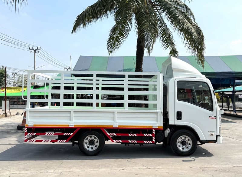 รถ ISUZU NLR 130 แรง ปี 2564 รถห้างแท้ (4 ล้อไม่ติดเวลา) กะบะคอกสูง ยาว 3.50 ม. กว้าง 1.95 ม. รถสวย มือเดียว