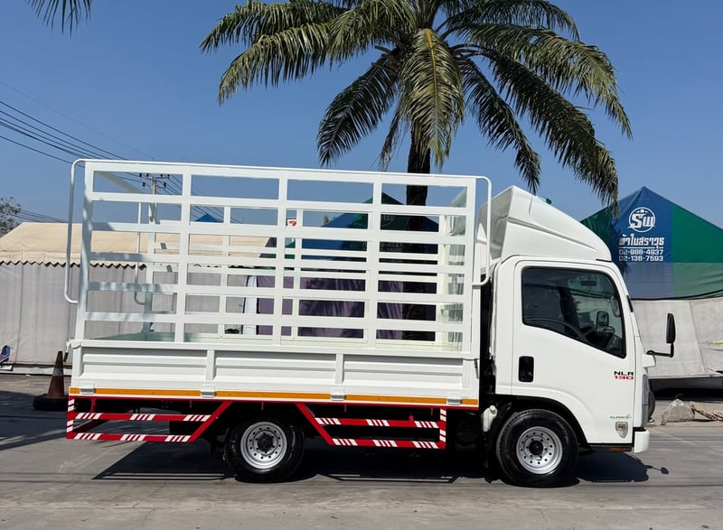 รถ ISUZU NLR 130 แรง ปี 2563 กะบะเหล็กคอกสูง  ยาว 3.50 ม.กว้าง 2.00 ม. รถสวย มือเดียว