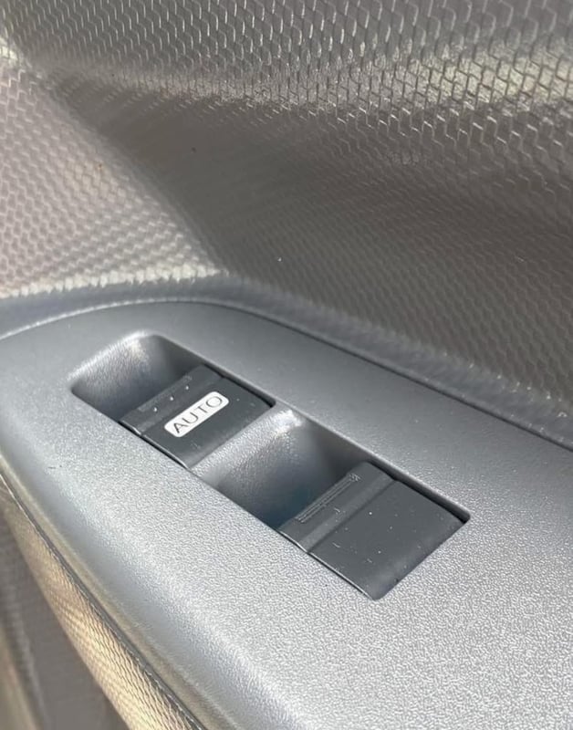 ISUZU NLR 130แรงม้า รถบรรทุก 4 ล้อไม่ติดเวลา ปี 2565 เลขไมล์ 76,752 กม.