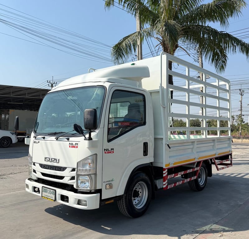 ISUZU NLR 130แรงม้า รถบรรทุก 4ล้อ กระบะคอกสูง ปี 2561