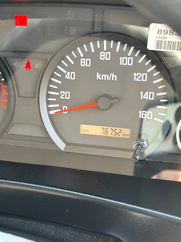 ISUZU NLR 130แรงม้า รถบรรทุก 4 ล้อไม่ติดเวลา ปี 2565 เลขไมล์ 76,752 กม. ISUZU NLR 130แรงม้า รถบรรทุก 4 ล้อไม่ติดเวลา ปี 2565 เลขไมล์ 76,752 กม.