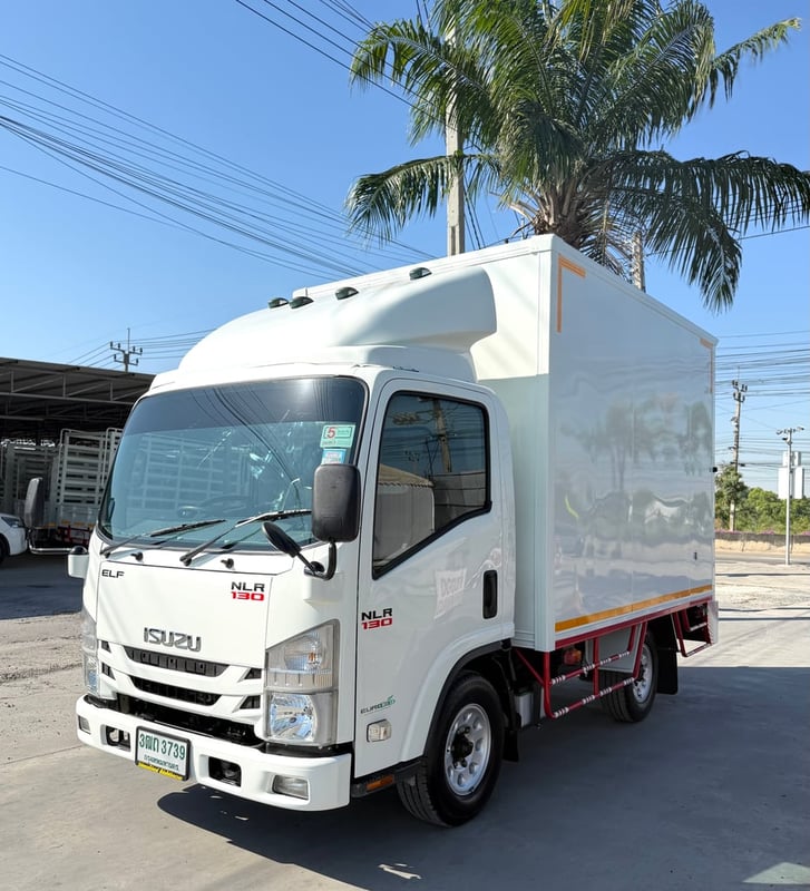 ISUZU NLR 130แรงม้า รถบรรทุก 4 ล้อไม่ติดเวลา ปี 2565 เลขไมล์ 76,752 กม.