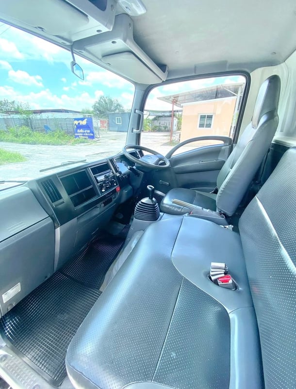 รถ ISUZU NLR 130 แรงม้า ปี 2560 รถบรรทุก 4 ล้อ กระบะเหล็ก ยาว 3.50 ม. รถ ISUZU NLR 130 แรงม้า ปี 2560 รถบรรทุก 4 ล้อ กระบะเหล็ก ยาว 3.50 ม.