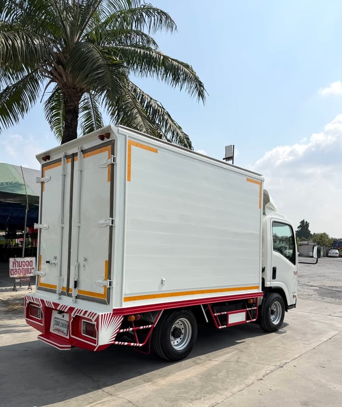 ISUZU NLR 130แรงม้า รถบรรทุก 4ล้อ ตู้แห้ง ปี2018 รถสวยมาก มือเดียว ISUZU NLR 130แรงม้า รถบรรทุก 4ล้อ ตู้แห้ง ปี2018 รถสวยมาก มือเดียว