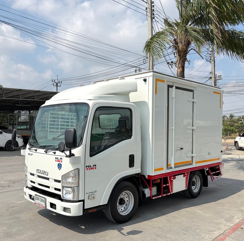ISUZU NLR 130แรงม้า รถบรรทุก 4ล้อ ตู้แห้ง ปี2018 รถสวยมาก มือเดียว ISUZU NLR 130แรงม้า รถบรรทุก 4ล้อ ตู้แห้ง ปี2018 รถสวยมาก มือเดียว