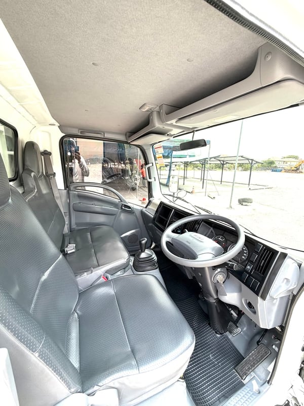 รถ ISUZU NLR 130 แรง ปี 2565  รถห้างแท้ (4 ล้อไม่ติดเวลา) #กะบะคอกสูง #ยาว 3.30 ม.#กว้าง 1.90 ม. รถสวย มือเดียว