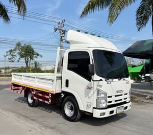 รถ ISUZU NLR 130 แรง ปี 2559 (รถห้างแท้ ) (4 ล้อไม่ติดเวลา) กะบะเหล็กเปิด 3 ด้าน ยาว 3.50 ม. กว้าง 2.00 ม. รถมือเดียว สวยมาก
