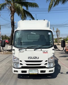 ถ ISUZU NLR 130 แรง ปี 2563  รถห้างแท้  (4 ล้อไม่ติดเวลา) กะบะคอกสูง ยาว 3.30 ม.กว้าง 1.90 ม. รถมือเดียว สวยมาก