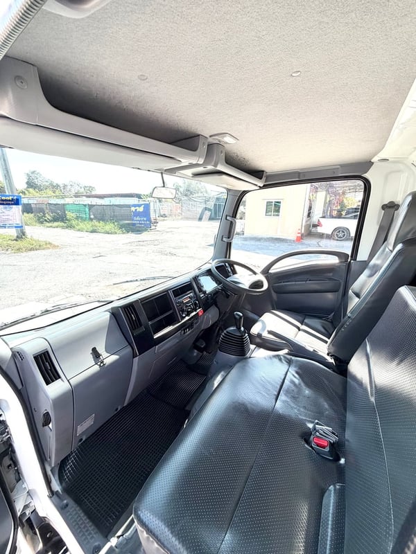 รถ ISUZU NLR 130 แรง ปี 2565   (รถห้างแท้ ) กะบะเหล็กคอกสูง  ยาว 3.50 ม.กว้าง 2.00 ม. มือเดียว สวยมาก 