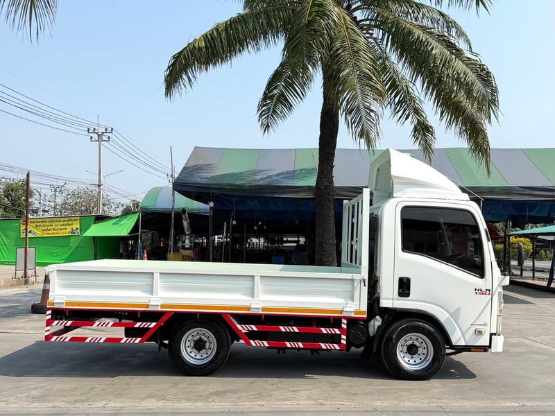 รถ ISUZU NLR 130 แรง ปี 2563 (รถห้างแท้ ) (4 ล้อไม่ติดเวลา) รถสวย มือเดียว กะบะเหล็กเปิด 3 ด้าน #ยาว3.50 ม. กว้าง2.00 ม. รถ ISUZU NLR 130 แรง ปี 2563 (รถห้างแท้ ) (4 ล้อไม่ติดเวลา) รถสวย มือเดียว กะบะเหล็กเปิด 3 ด้าน #ยาว3.50 ม. กว้าง2.00 ม.