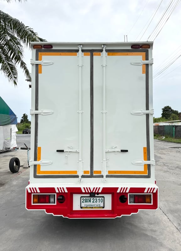 รถ ISUZU NLR 130 แรง ปี 2563  รถห้างแท้ (4 ล้อไม่ติดเวลา) รุ่นใหม่ ไมล์น้อย 