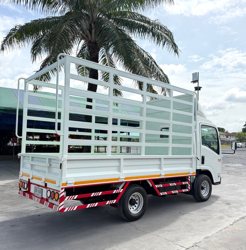 รถ ISUZU NLR 130 แรง ปี 2555 (รถห้างแท้ ) (4 ล้อไม่ติดเวลา) กะบะคอกสูง ยาว3.50 ม. กว้าง1.90 ม. สูง 2.00 ม. รถสวย มือเดียว รถ ISUZU NLR 130 แรง ปี 2555 (รถห้างแท้ ) (4 ล้อไม่ติดเวลา) กะบะคอกสูง ยาว3.50 ม. กว้าง1.90 ม. สูง 2.00 ม. รถสวย มือเดียว