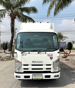 ISUZU NLR 130แรงม้า (รถบรรทุก 4ล้อไม่ติดเวลา) ตู้แห้ง ปี 2559