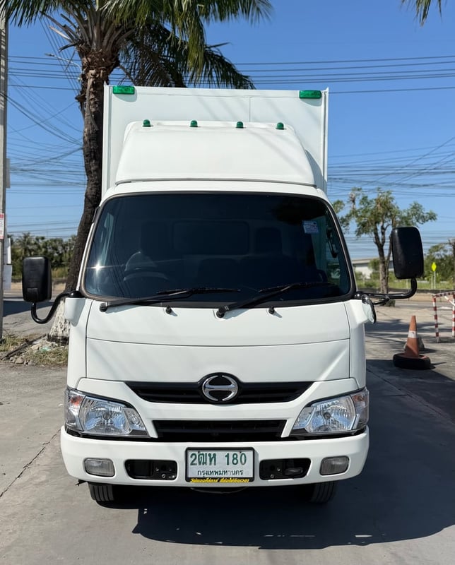 HINO XZU 136แรงม้า รถบรรทุก 4ล้อไม่ติดเวลา ตู้แห้ง ปี2020 HINO XZU 136แรงม้า รถบรรทุก 4ล้อไม่ติดเวลา ตู้แห้ง ปี2020