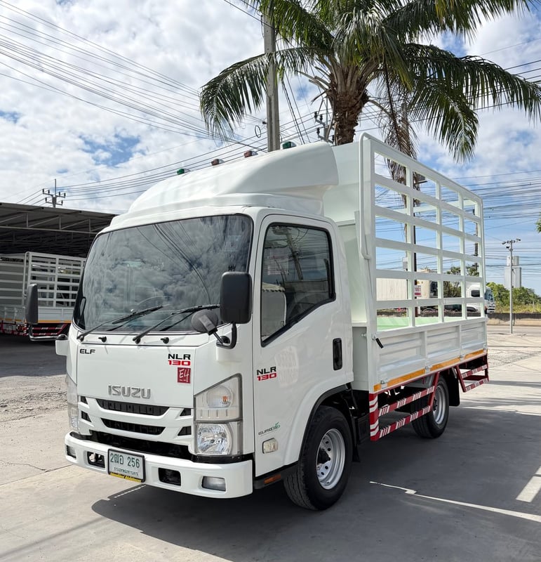 รถ ISUZU NLR 130 แรง ปี 2563 รถห้างแท้ ) มือเดียว สวยมาก กะบะเหล็กคอกสูง ยาว 3.50 ม.กว้าง 1.90 ม. รถ ISUZU NLR 130 แรง ปี 2563 รถห้างแท้ ) มือเดียว สวยมาก กะบะเหล็กคอกสูง ยาว 3.50 ม.กว้าง 1.90 ม.