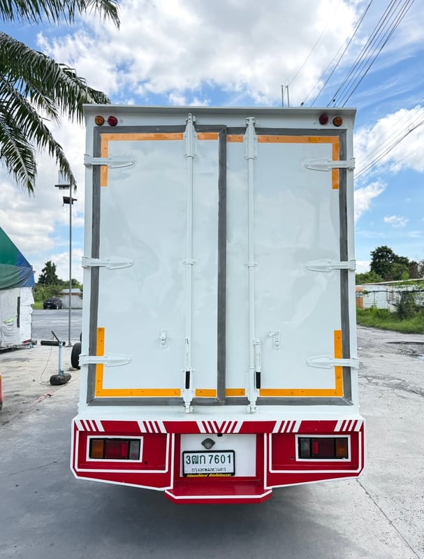 รถ ISUZU NLR 130 แรง ปี 2563 (รถห้างแท้ ) (4 ล้อไม่ติดเวลา) รุ่นใหม่ ไมล์น้อย รถสวย มือเดียว รถ ISUZU NLR 130 แรง ปี 2563 (รถห้างแท้ ) (4 ล้อไม่ติดเวลา) รุ่นใหม่ ไมล์น้อย รถสวย มือเดียว