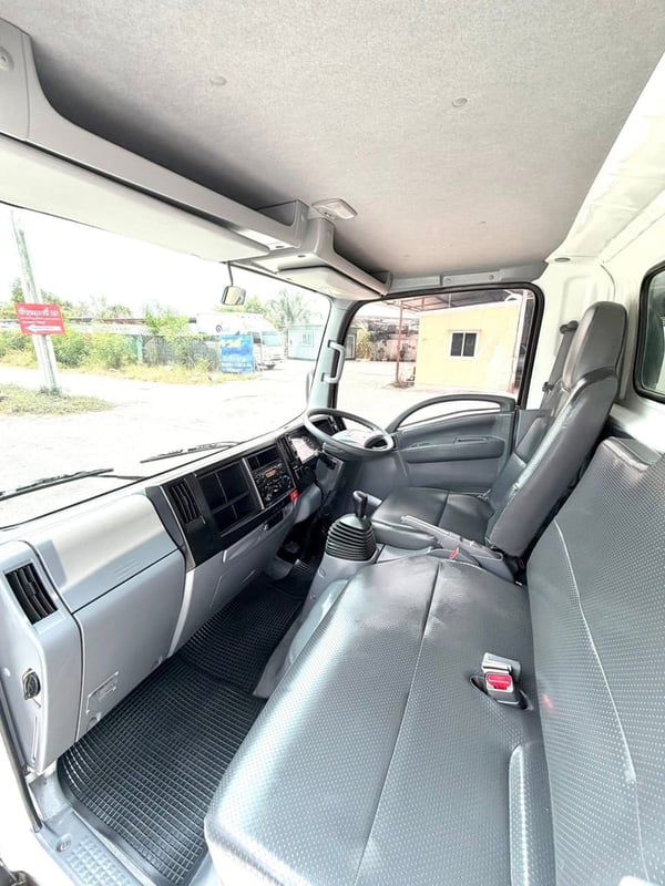 ISUZU NLR 130 แรงม้า รถบรรทุก 4ล้อไม่ติดเวลา #ตู้แห้ง ปี2020