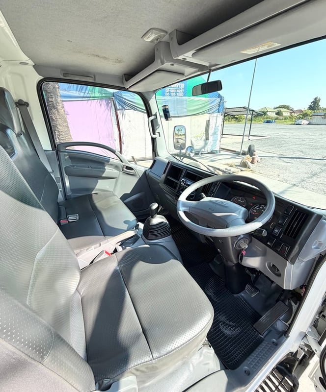 รถ ISUZU NLR 130 แรง ปี 2563 รถห้างแท้ ) มือเดียว สวยมาก กะบะเหล็กคอกสูง ยาว 3.50 ม.กว้าง 1.90 ม. รถ ISUZU NLR 130 แรง ปี 2563 รถห้างแท้ ) มือเดียว สวยมาก กะบะเหล็กคอกสูง ยาว 3.50 ม.กว้าง 1.90 ม.