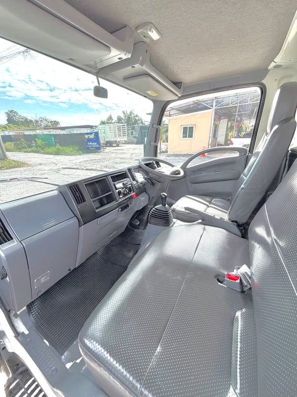 รถ ISUZU NLR 130 แรง ปี 2563 รถห้างแท้ ) มือเดียว สวยมาก กะบะเหล็กคอกสูง ยาว 3.50 ม.กว้าง 1.90 ม. รถ ISUZU NLR 130 แรง ปี 2563 รถห้างแท้ ) มือเดียว สวยมาก กะบะเหล็กคอกสูง ยาว 3.50 ม.กว้าง 1.90 ม.