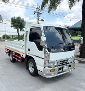 ISUZU NKR 100 แรงเทอร์โบ ( 4ล้อ ไม่ติดเวลา) กระบะเหล็ก ปี 2004 